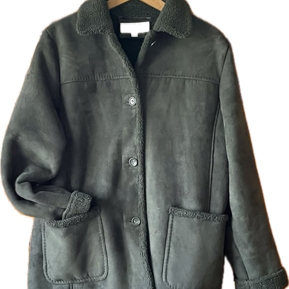 Jones New York Jackets & Blazers - Jones New York Ultra Suede/Sherpa Coat